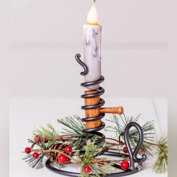 - Pair of Vintage Amish Courting Candle Holders - Picture 8 of 9